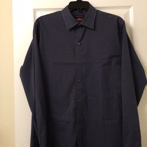 NWOT Van Heusen Gray Stripe/ Plaid Long Sleeves - Picture 4 of 8
